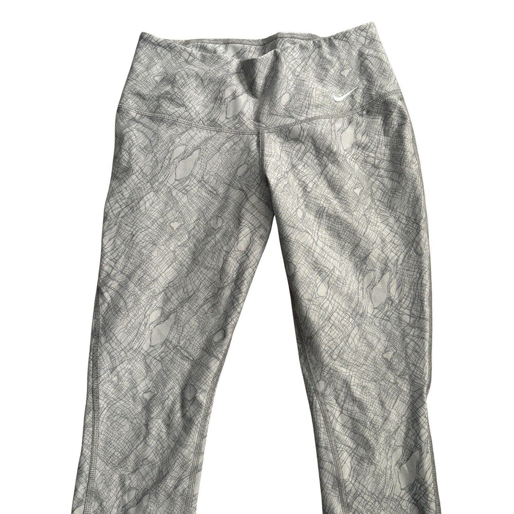 Nike Dri-Fit Women’s Capri Leggings – Size XS – Gray Pattern – 18” Inseam - Picture 3 of 5